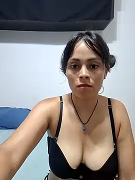 Snapshot of sweet_aphrodite69 chatting on 02-22-25, 11:24 sweet aphrodite69 online show from 02-22-25, 11:24