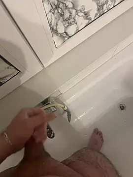 Loco42- online show from 02-24-25, 06:04