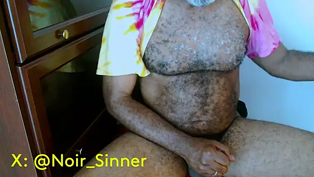 sinnernoir online show from 05-18-26, 01:06