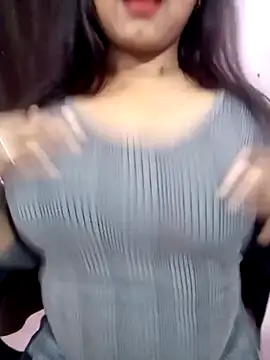 Snapshot of Cute-Anamika50 chatting on 02-01-25, 01:20 Cute-Anamika50 online show from 02-01-25, 01:20