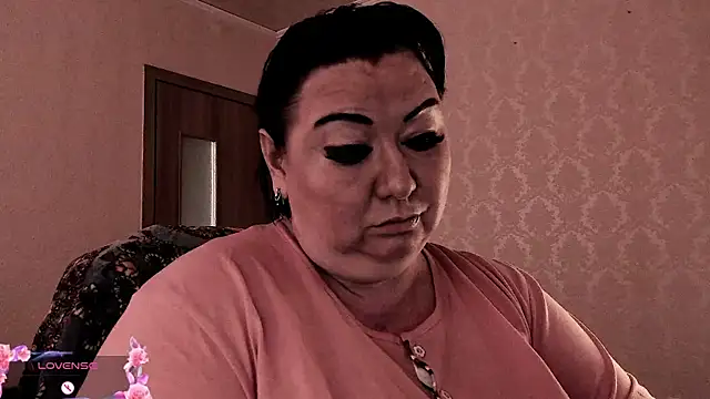 SexxyDreams1 online show from 12-17-25, 07:25