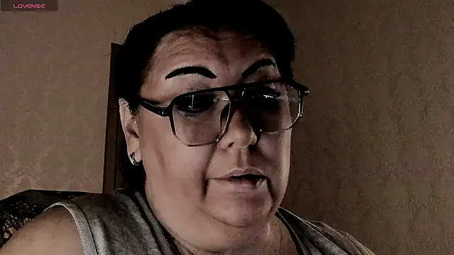 SexxyDreams1 online show from 03-30-26, 12:33