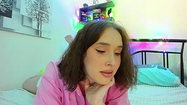 LinaTruly online show from 03-17-26, 10:35