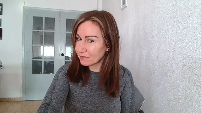 TamaraSweetxo online show from 12-18-24, 10:08