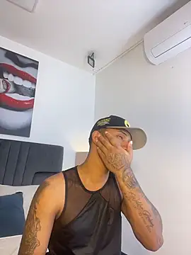 Robin Rief online show from 03-03-26, 03:34