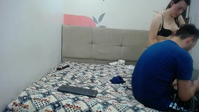 Snapshot of JeremmyAndStacy chatting on 02-06-25, 06:56 JeremmyAndStacy online show from 02-06-25, 06:56