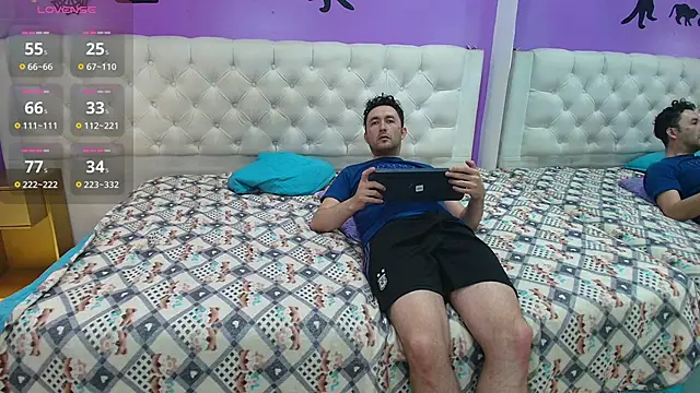 Snapshot of JeremmyAndStacy chatting on 03-09-25, 07:37 JeremmyAndStacy online show from 03-09-25, 07:37