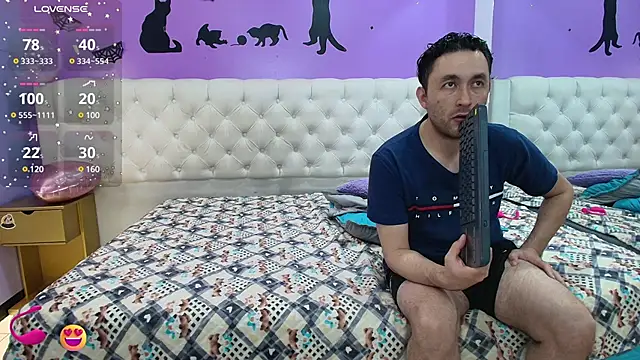 Snapshot of JeremmyAndStacy chatting on 03-11-25, 01:01 JeremmyAndStacy online show from 03-11-25, 01:01