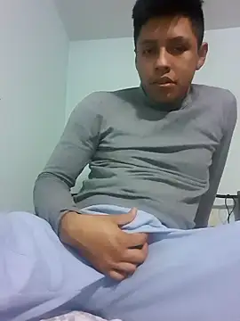 elias5031 online show from 12-28-24, 09:51