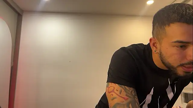 savage sweethearts online show from 02-07-25, 06:14