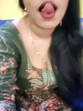 Haniya-143 online show from 10-06-25, 11:13