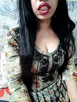 Snapshot of Haniya-143 chatting on 06-28-26, 10:32 Haniya-143 online show from 06-28-26, 10:32