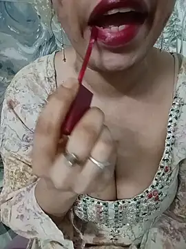 Snapshot of Haniya-143 chatting on 07-05-26, 11:12 Haniya-143 online show from 07-05-26, 11:12