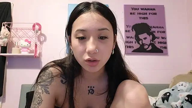 Snapshot of tokyobaby chatting on 03-07-25, 05:29 tokyobaby online show from 03-07-25, 05:29