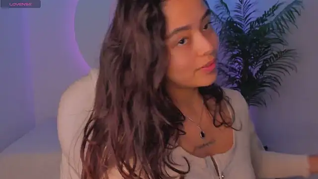 Snapshot of Ariana_Pierce chatting on 10-29-25, 12:29 Ariana Pierce online show from 10-29-25, 12:29