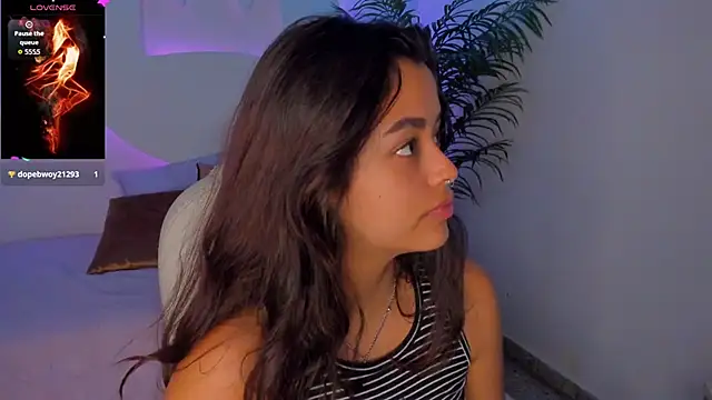 Snapshot of Ariana_Pierce chatting on 11-21-25, 12:26 Ariana Pierce online show from 11-21-25, 12:26