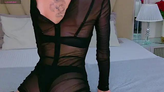 MeganMour online show from 04-11-26, 04:50