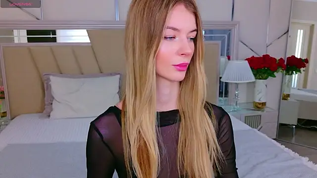 MeganMour online show from 04-11-26, 07:45