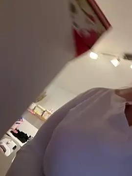 Engel mia online show from 02-12-26, 01:17