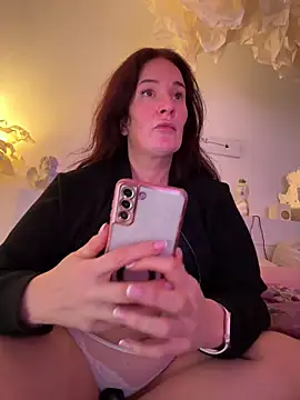 Engel mia online show from 04-12-26, 05:07