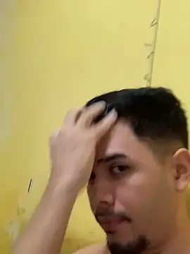 thguinho13 online show from 12-30-24, 04:31