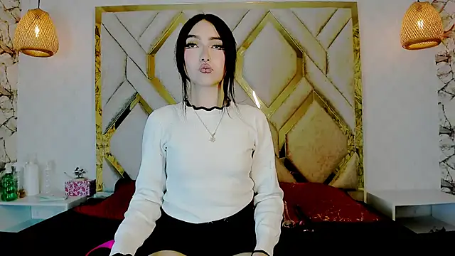 Amelia lorenz online show from 01-16-25, 04:38