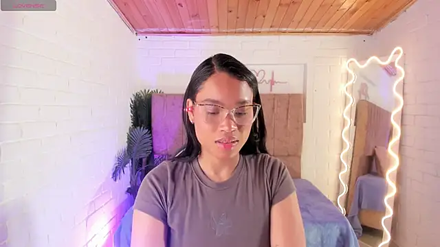 penelope tay1 online show from 11-18-25, 03:23