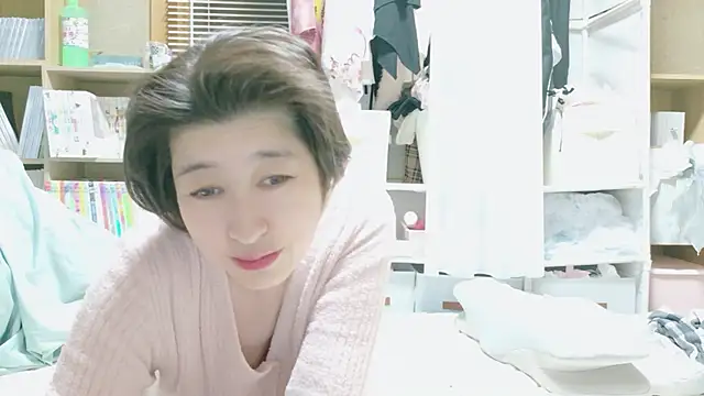 Snapshot of morikawa_sayaka chatting on 04-19-26, 12:59 morikawa sayaka online show from 04-19-26, 12:59