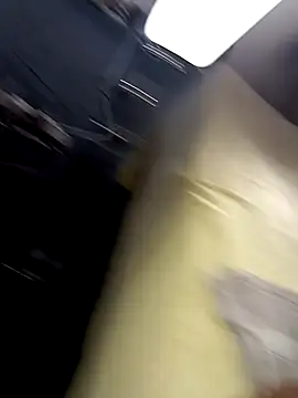 Snapshot of GOLDEN_HQUR chatting on 03-08-26, 03:27 GOLDEN HQUR online show from 03-08-26, 03:27