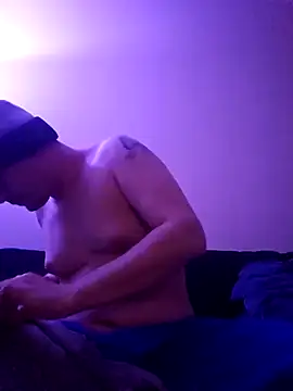 Snapshot of cmichaelxxx chatting on 12-16-24, 11:22 cmichaelxxx online show from 12-16-24, 11:22