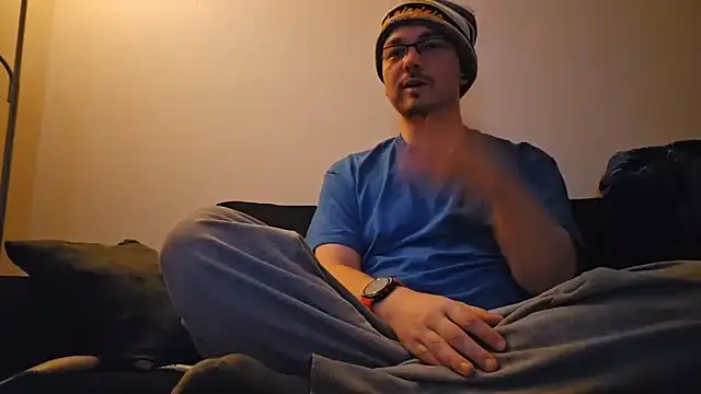 Snapshot of cmichaelxxx chatting on 01-11-25, 07:39 cmichaelxxx online show from 01-11-25, 07:39