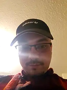 Snapshot of cmichaelxxx chatting on 01-12-25, 04:31 cmichaelxxx online show from 01-12-25, 04:31