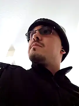 Snapshot of cmichaelxxx chatting on 01-14-25, 05:12 cmichaelxxx online show from 01-14-25, 05:12