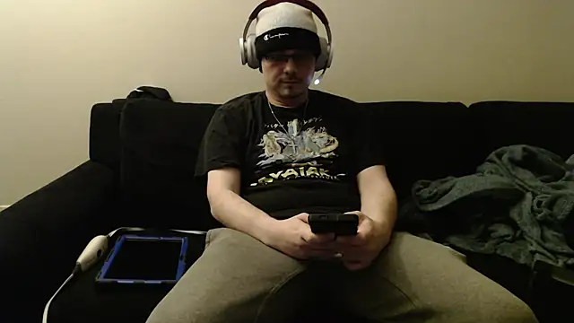 Snapshot of cmichaelxxx chatting on 01-19-25, 01:10 cmichaelxxx online show from 01-19-25, 01:10