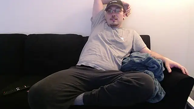 Snapshot of cmichaelxxx chatting on 01-29-25, 06:28 cmichaelxxx online show from 01-29-25, 06:28