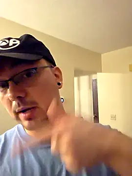 Snapshot of cmichaelxxx chatting on 03-21-25, 10:28 cmichaelxxx online show from 03-21-25, 10:28