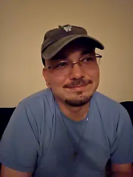 Snapshot of cmichaelxxx chatting on 09-18-25, 12:01 cmichaelxxx online show from 09-18-25, 12:01