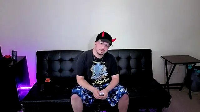 Snapshot of cmichaelxxx chatting on 09-23-25, 09:29 cmichaelxxx online show from 09-23-25, 09:29