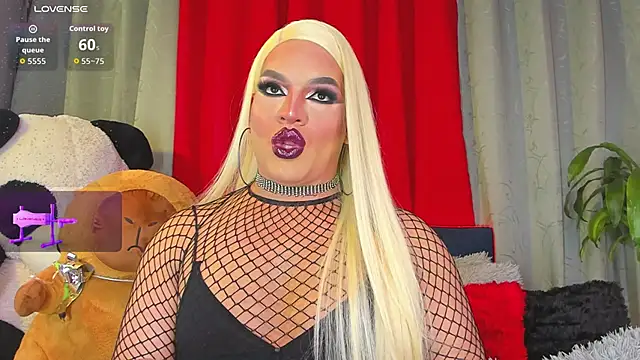 Missisabella  online show from 11-13-25, 01:15