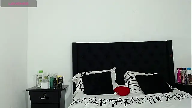 Beautifulkattia online show from 12-30-24, 08:04