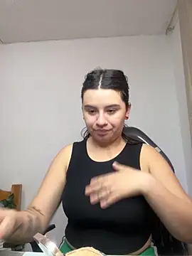 SaraBraun  online show from 09-29-25, 04:45