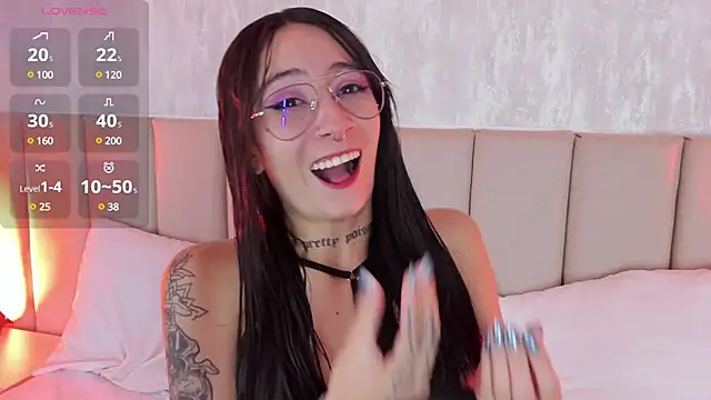 Michell Wallker online show from 02-26-25, 01:43