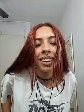 Jazmin-Cerezita online show from 10-24-25, 10:50