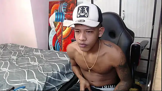 Snapshot of mr_stiven_ chatting on 02-07-25, 08:44 mr stiven  online show from 02-07-25, 08:44