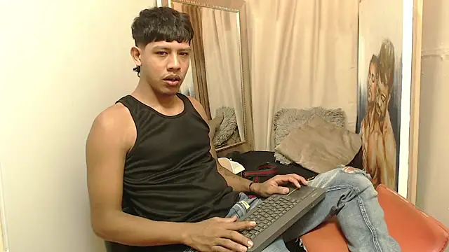 mr stiven  online show from 11-12-25, 04:46