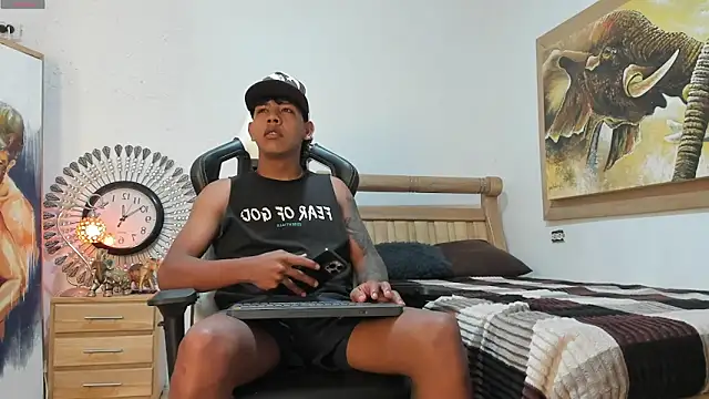 mr stiven  online show from 05-13-26, 03:04
