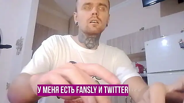 Snapshot of HappyZebra13 chatting on 01-05-25, 09:57 HappyZebra13 online show from 01-05-25, 09:57