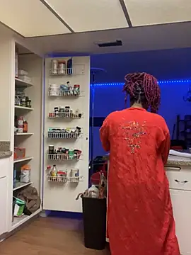 Snapshot of Asthetixx chatting on 12-14-24, 05:07 Asthetixx online show from 12-14-24, 05:07