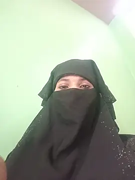 Snapshot of Aafreen_36 chatting on 06-22-26, 03:25 Aafreen 36 online show from 06-22-26, 03:25