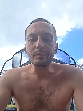 Snapshot of Kondzio chatting on 07-05-26, 01:29 Kondzio online show from 07-05-26, 01:29